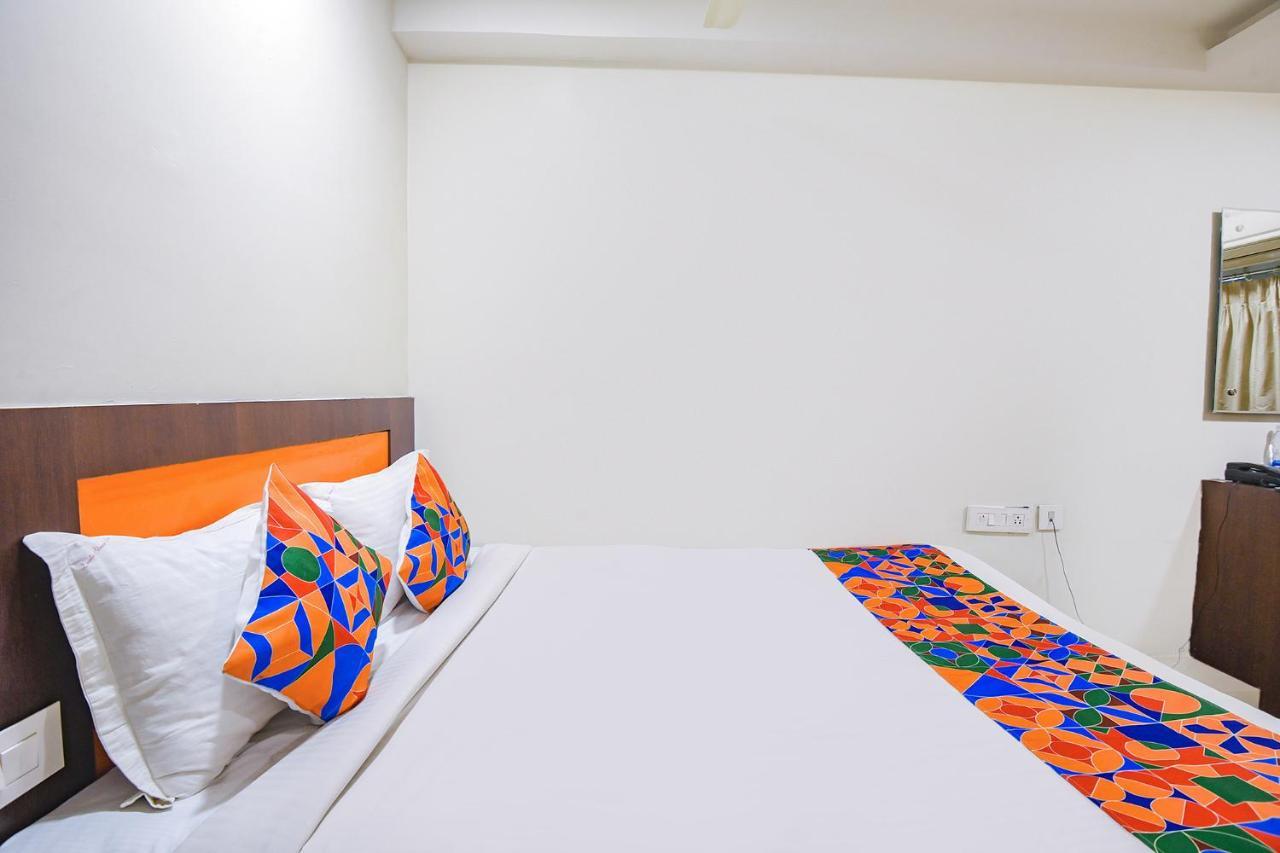 Fabhotel Leela Grand Inn Vijayawāda Extérieur photo